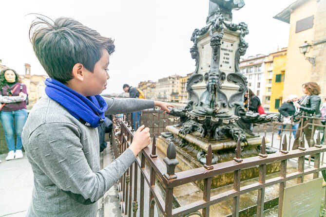 Kids Friendly Tour of Florence Highlights including the David & Gelato Tasting - Ponte Vecchio Views: A Photo Stop That Also Teaches