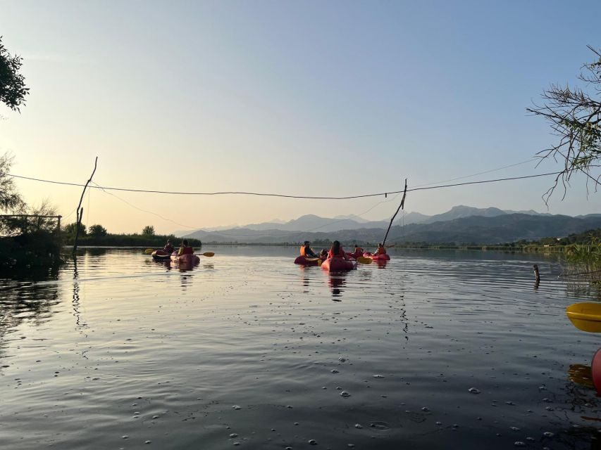 Lago di Massaciuccoli: tour in kayak con Aperitivo - Lago di Massaciuccoli feels human-scale, not theme-park