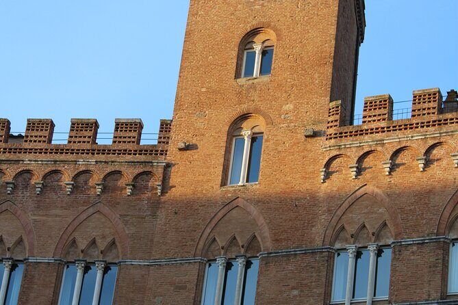Let's discover Siena! - Piazza del Campo: why this start works so well