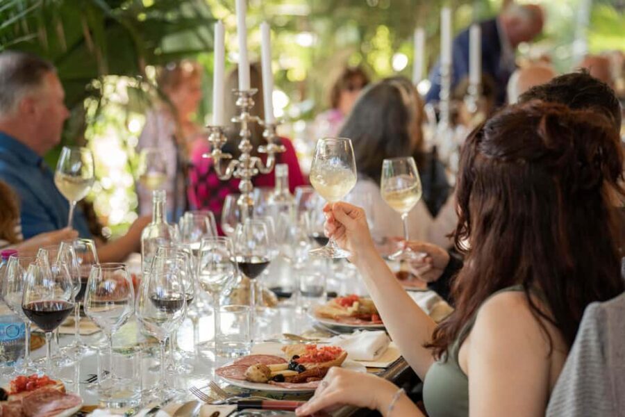 Light Lunch with Wine Tasting - A real 3-course Tuscan lunch with pairing-friendly pacing