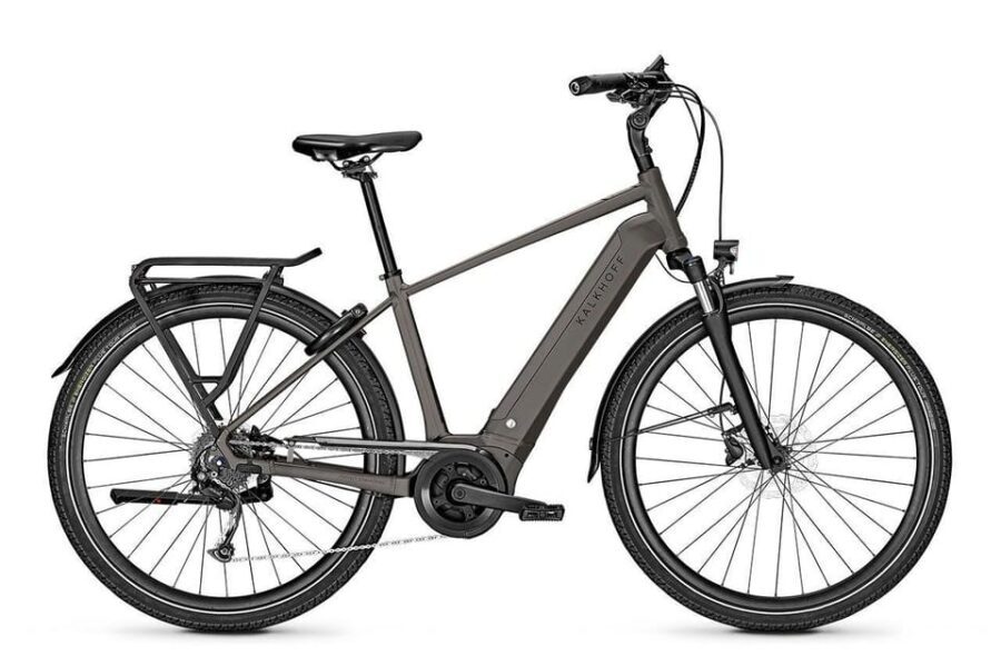 Lucca: E-Bike Rental - How hard is it, really: effortless riding with smart limits