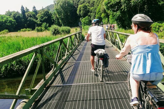 Lucca: self-guided bike tour + picnic in the vineyards - Starting in Lucca: The walls first, not last
