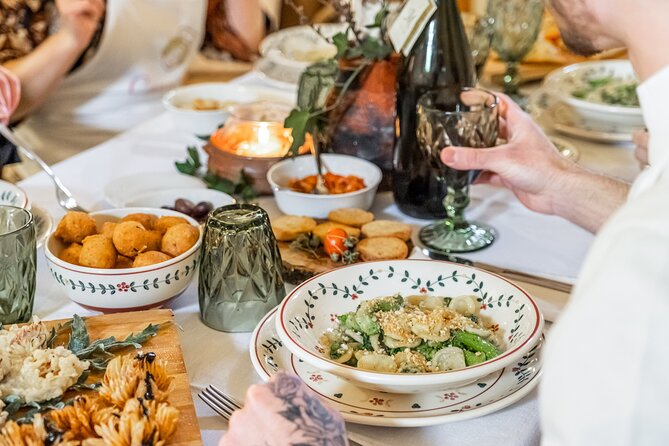 Lucca Walking Tour & Traditional Cooking Class with Wine - Hands-on Cooking Class: building a classic Lucchese meal