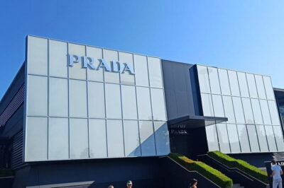 Luxury Shopping Experience: Private Chauffeur to The Mall & Prada - Stop 1: The Mall Firenze—designer labels and a calmer shopping vibe