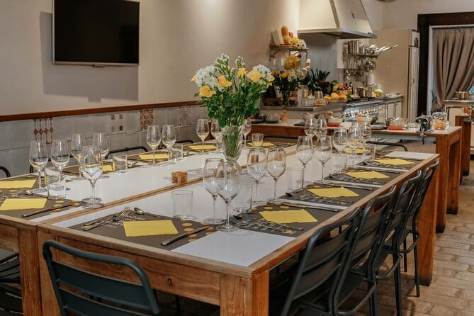 MaMa Florence Guided Market Tour and 4 Course-Pasta Cooking Class - The 4-course menu and wine pairing: what you’ll eat and why it works