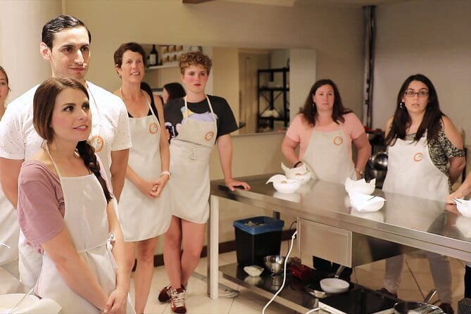 MaMa Florence- Tuscan Cooking Class in Florence - Meeting Point on Viale Francesco Petrarca: Finding It Without Stress
