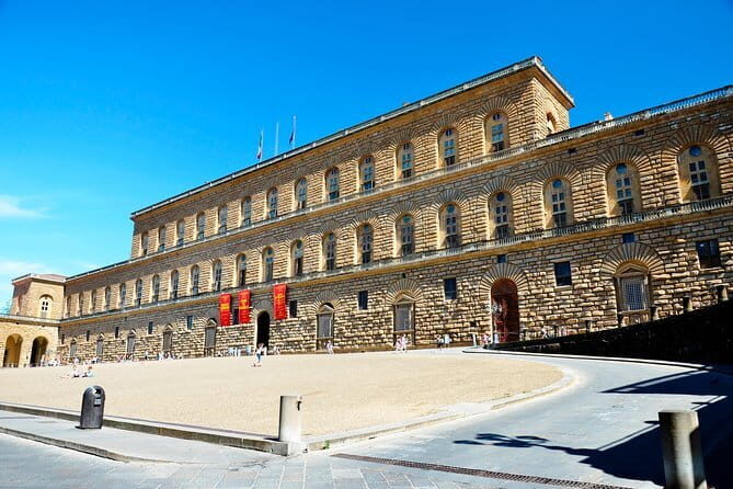 Medici Mile Walking Tour along the path of Medici Residences - San Lorenzo: Where Medici Presence Starts