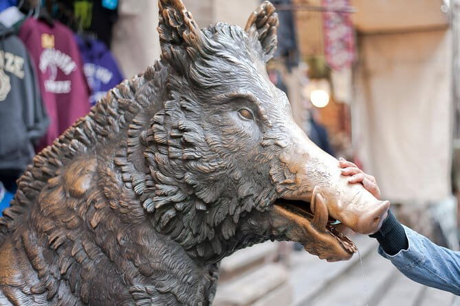 Medici Mile Walking Tour along the path of Medici Residences - Piazza della Signoria and Palazzo Vecchio: The Civic Side of Power
