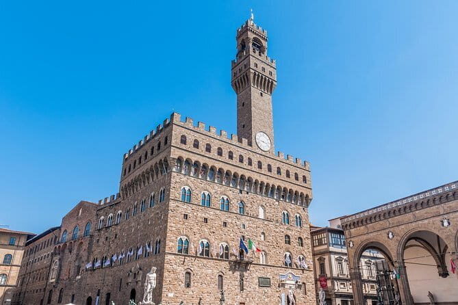 Medici Mile Walking Tour along the path of Medici Residences - Meeting Point and How the 2-Hour Walk Works
