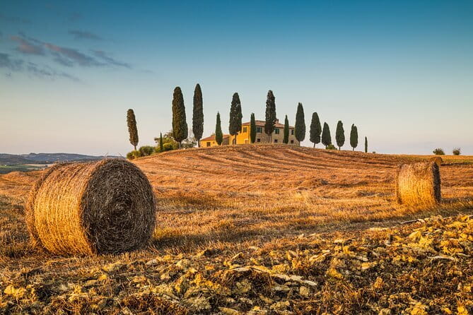 Medieval Tour in Monteriggioni and Val d'Orcia from Florence - A Long But Comfortable Day Trip from Florence