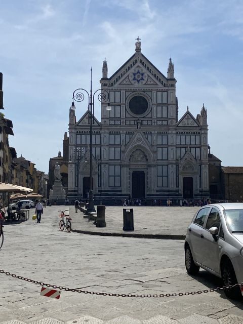 Michelangelo and Santa Croce Private Tour - Santa Croce Basilica: Giotto frescoes and Brunelleschi architecture