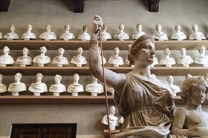 Michelangelo’s David Early Viewing Semi-Private Accademia Tour - Why early 8 a.m. Accademia changes everything