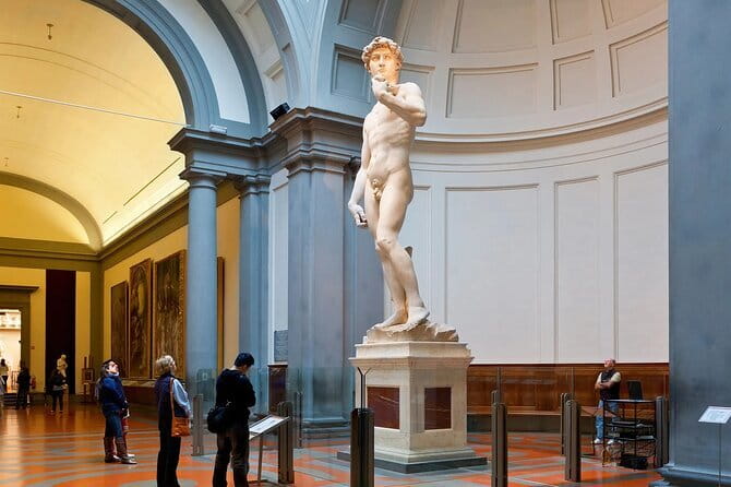 Michelangelo’s David Early Viewing Semi-Private Accademia Tour - The one-hour plan: David first, then the gallery’s best moments