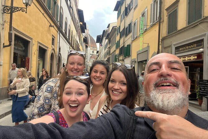 Mindgames of a Mentalist and Strolling through Florence - Mindgames in Florence: a show you can walk with