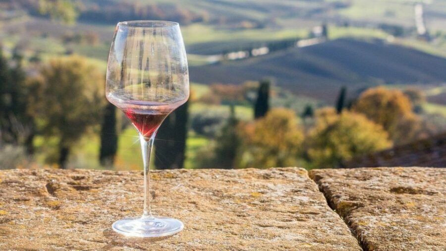 Montalcino: Brunello Wine Tasting & Lunch in a Tuscan Castle - Buying wine at the estate: a nice bonus, not a requirement