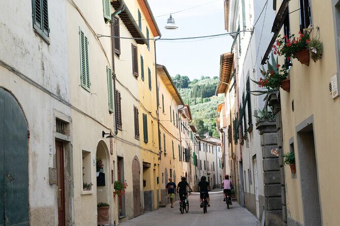 Montecarlo E-Bike One Day Tour with Lunch and Tasting - Who Should Book This (and Who Should Rethink It)