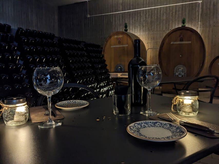 Montepulciano: Bruciata Wine Tasting in a Cave - Vineyard Walk to Cellar Door in Montepulciano
