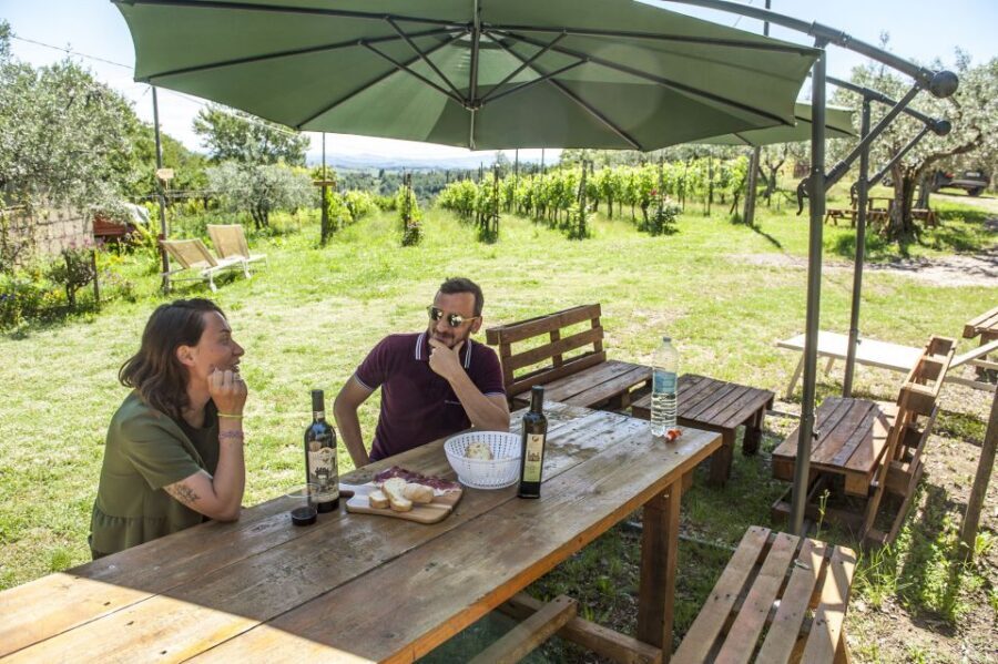 Montepulciano: Cinta Senese Tour With Food Tasting - A Short Farm Visit With Big Cinta Senese Flavor