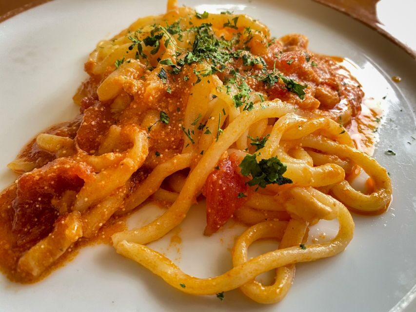 Montepulciano: Pasta-Making Class with Tasting and Wine - Pici 101 at a Montepulciano farmhouse