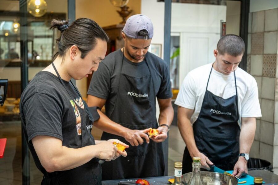 Neighborhood shopping & Homemade Pasta ! - Practical expectations before you book