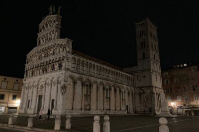 Night Walking Tour in Lucca - Value for money: what $17.45 buys you (and what it doesn’t)