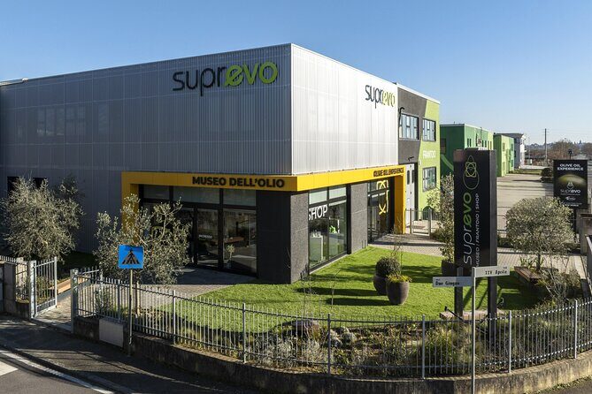 Oil museum and oil mill in Tuscany: tour and tasting - SuprEvo in Arezzo: the oil museum that teaches by doing