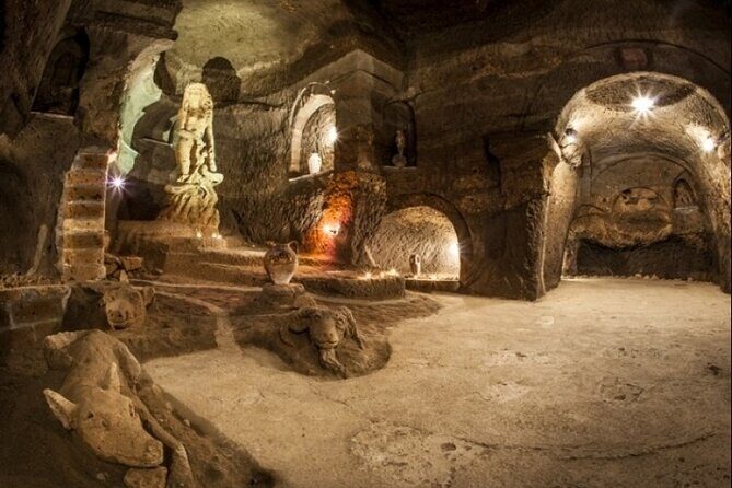 Orvieto and Civita di Bagnoregio including Underground Tour and Lunch - Civita di Bagnoregio: the guided walk at the famous cliffside town