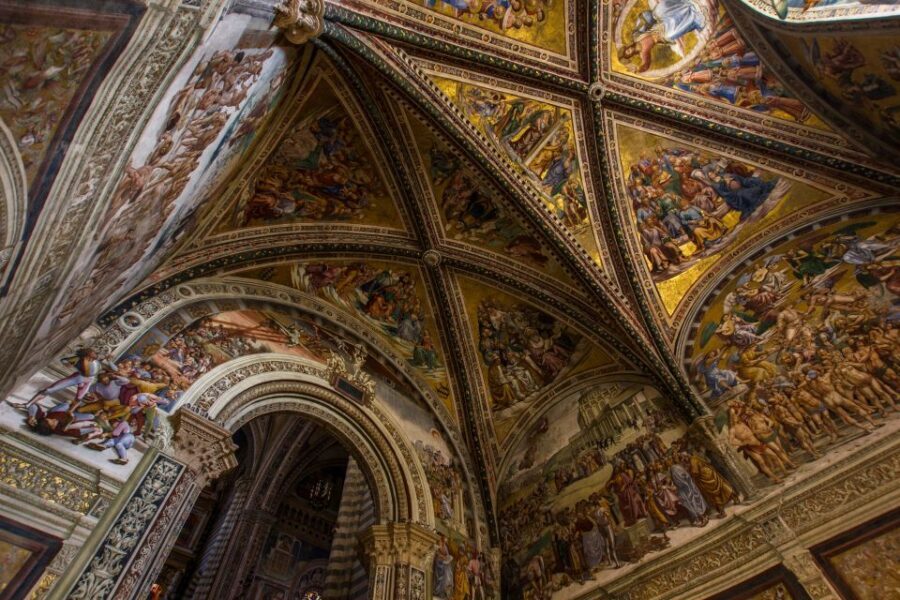 Orvieto: Old Town Guided Walking Tour - Etruscan Traces and Roman Shadows on Foot