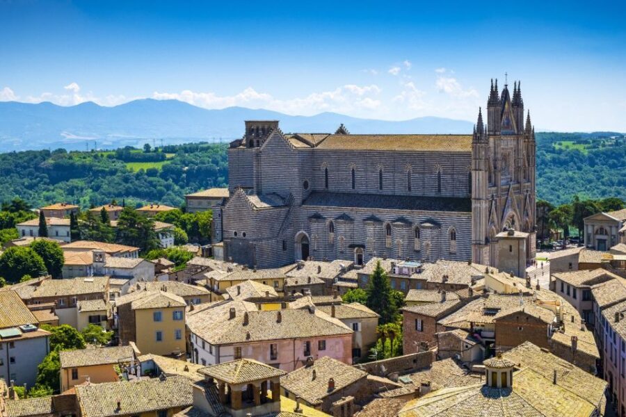 Orvieto: Private Walking Tour with the Cathedral of Orvieto - Who should book this Duomo-focused walk