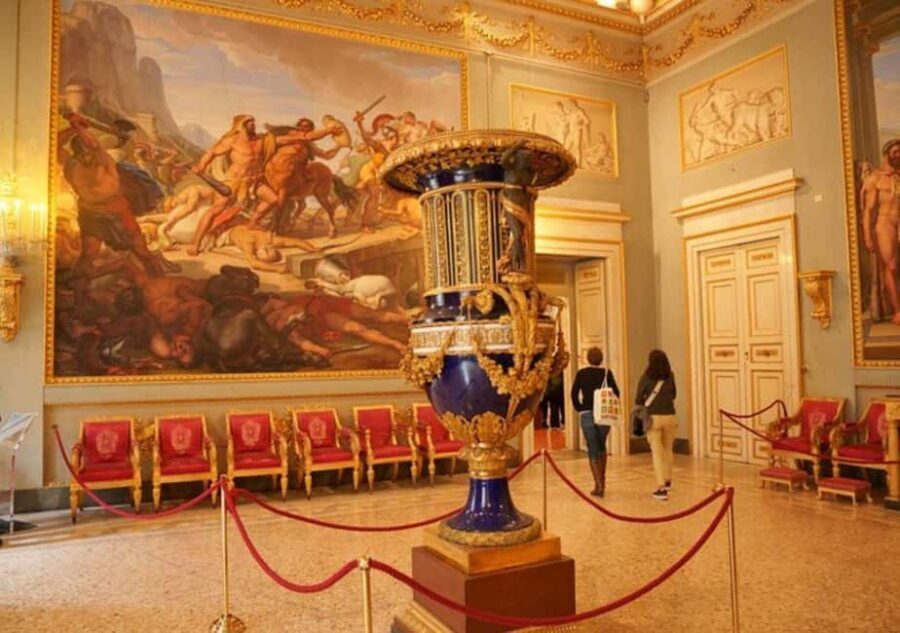 Palatina Gallery and Pitti Guided Tour in Florence - Optional wine tasting: Tuscan wines with a guided pairing