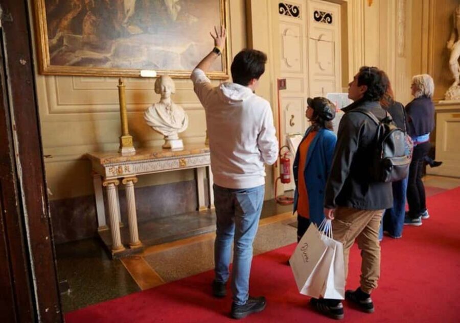 Palatina Gallery and Pitti Guided Tour in Florence - Price and value: is $81 per person fair?