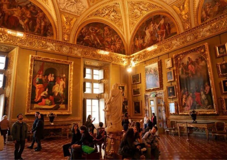 Palatina Gallery and Pitti Guided Tour in Florence - Who this tour fits best