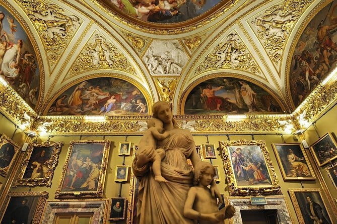 Palazzo Vecchio, Palazzo Pitti and Boboli gardens private tour - Key highlights at a glance
