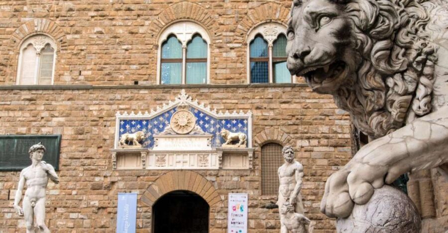 Palazzo Vecchio Small Group Tour - Halls of Government and the Medici Power Frame