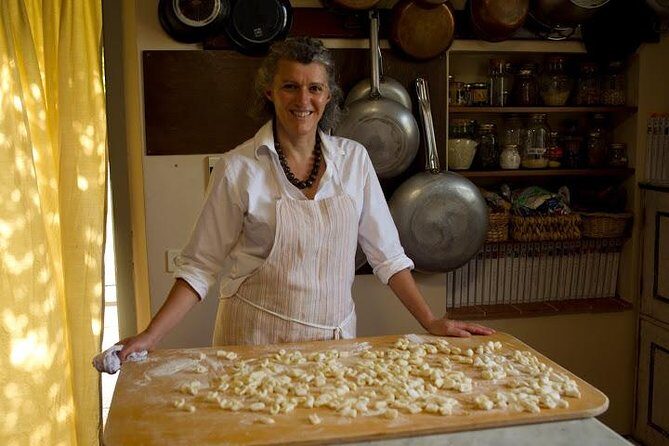 Pasta and Pizza cooking class in Cortona - Arriving at Casa Bellavista: the calm start before you cook