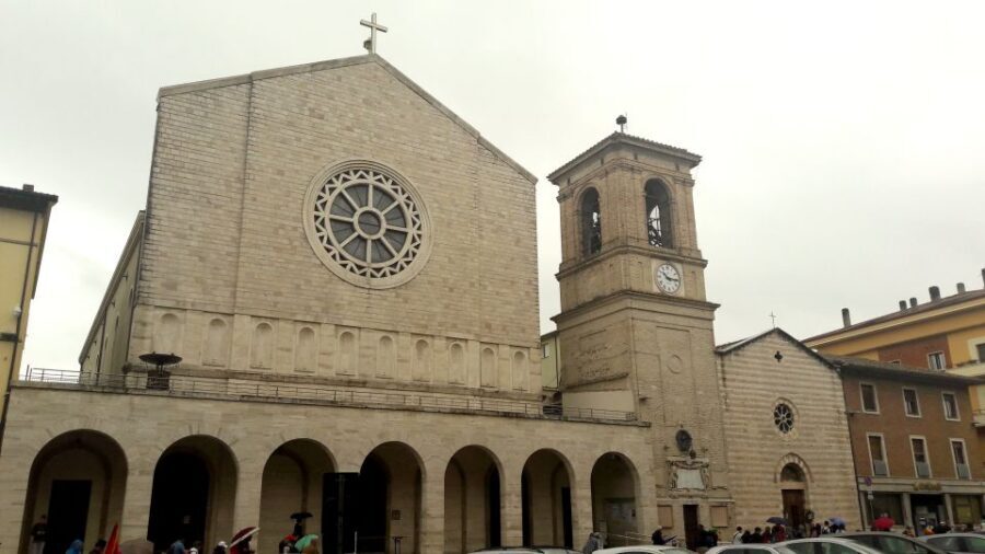 Perugia: 2-Hour Private Walking Tour - Palazzo dei Priori: Gothic Civic Power and the Griffins-and-Lion Detail