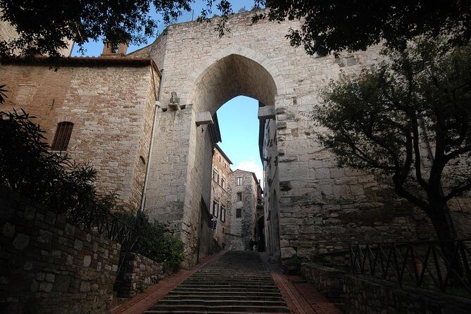 Perugia Private Walking Tour with licensed guide - Price and value for your money in a 2-hour private tour