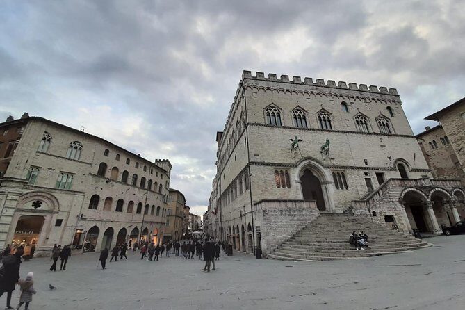 Perugia Private Walking Tour with licensed guide - Porta Marzia’s architecture and the route along the old walls
