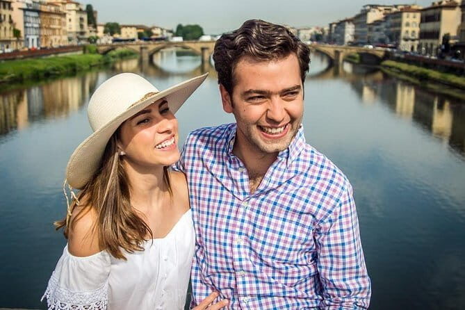 Photo Shoot in Florence with a Professional Photographer - Posing That Feels Natural: Coaching Without Making It Weird