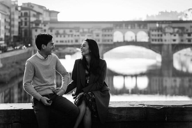 Photo Shoot in Florence with a Professional Photographer - Photo Package Details: How Many Photos and When You Get Them