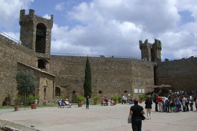 Pienza, Montalcino, Brunello Wine and Pecorino Cheese PRIVATE TOUR from FLORENCE - Food planning: what you should expect for lunch (and what you shouldn’t assume)