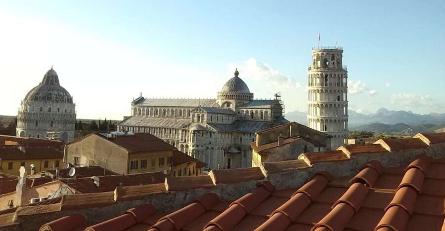 Pisa: 2.5 Hour Guided Tour w/ Leaning Tower & Cathedral - Meeting at Pisa Centrale and Getting Your Bearings