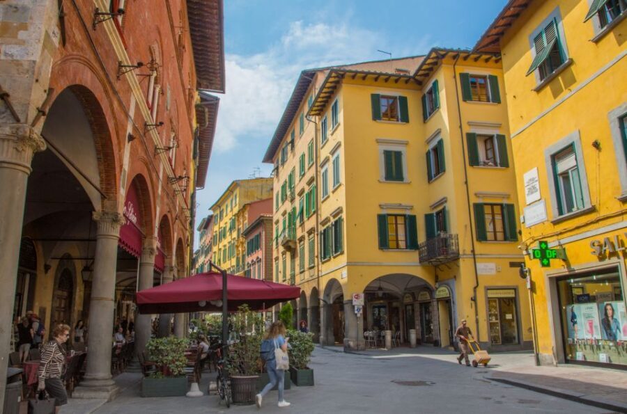 Pisa: 2.5 Hour Guided Tour w/ Leaning Tower & Cathedral - Hidden Lanes, Photo Angles, and the University-Town Feel