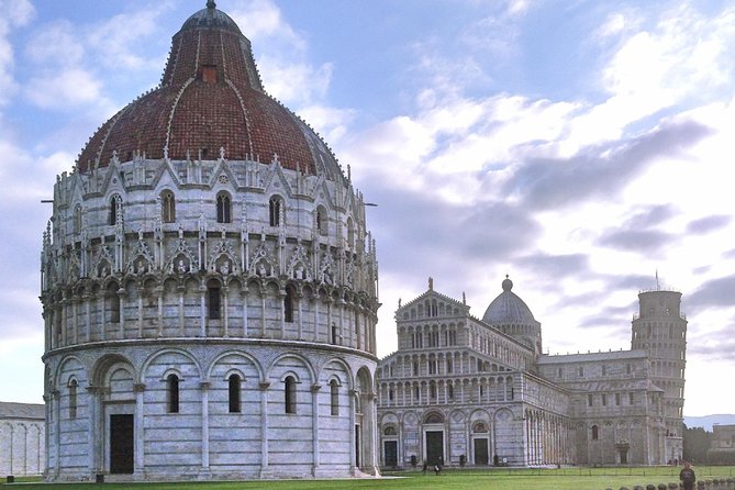 Pisa and Wine Tasting in Tuscany from Livorno - Winery lunch and wine tasting: where the day becomes Tuscan