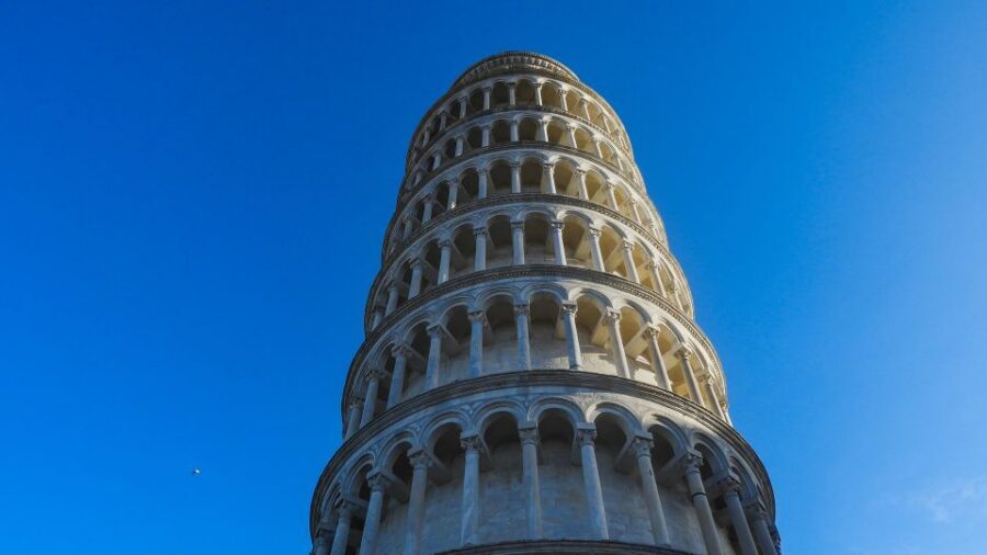 Pisa: Half-Day Private Discovery Tour - Getting to Pisa in a Mercedes minivan (and why it matters)