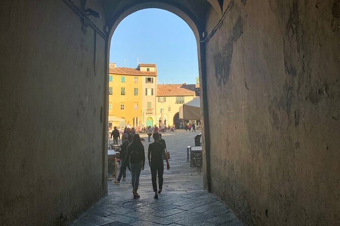 Pisa, Lucca and Tuscany Tour from Livorno - Getting From Livorno Port: Private Ride, Wi‑Fi, and Port Timing