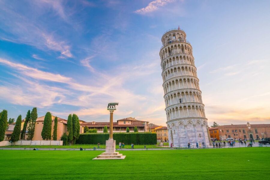 Pisa: Private Walking Tour Miracoli Square - Piazza dei Miracoli: your guided walk through Pisa’s most iconic cluster