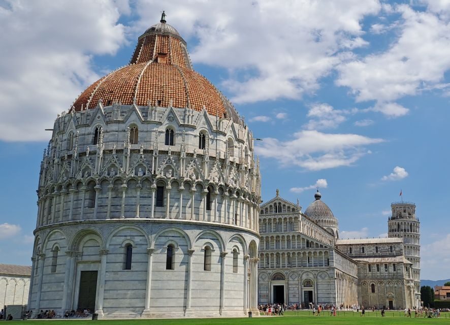 Pisa: Square of Miracles and Leaning Tower Walking Tour - Meeting at Fontana dei Putti and starting without confusion