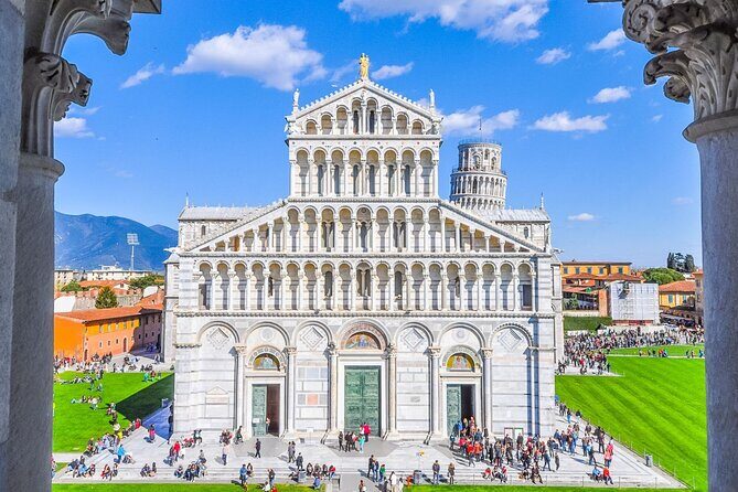Pisa: Timed Entrance to Leaning Tower & Cathedral with AudioGuide - Entering the Leaning Tower at your reserved time