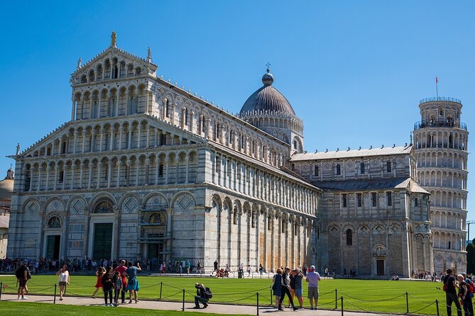 Pisa Walking Tour: Leaning Tower & Miracle Square - Cattedrale di Pisa (Duomo): Romanesque marble you’ll actually notice